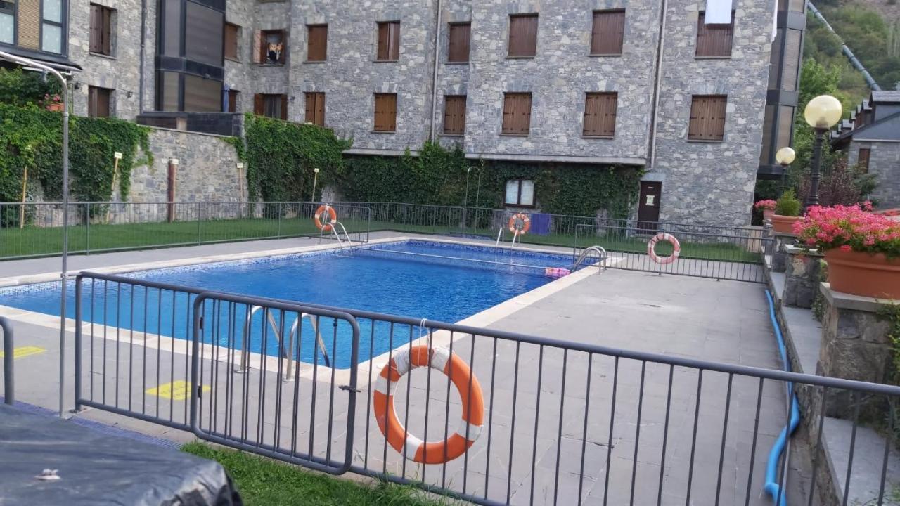Alojamiento Mundarrey Bïescas Exterior foto
